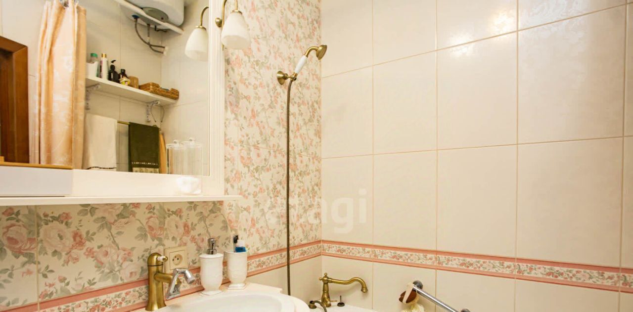 квартира г Кемерово р-н Центральный ул Черняховского 1 фото 13