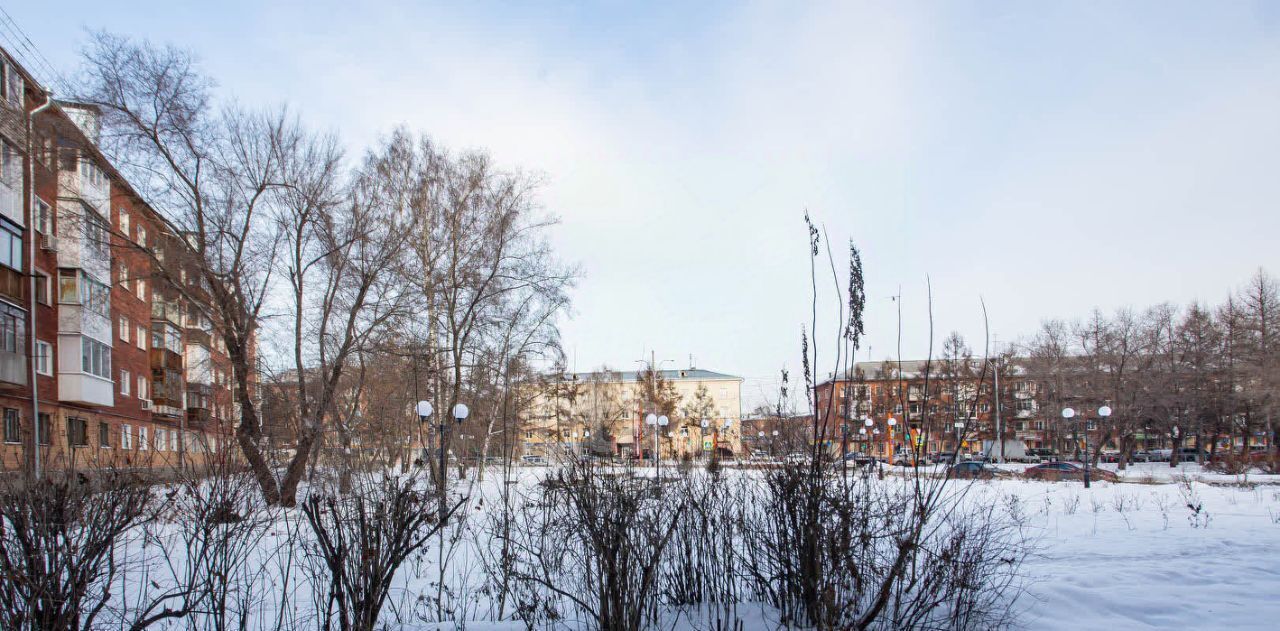 квартира г Кемерово р-н Центральный ул Черняховского 1 фото 25
