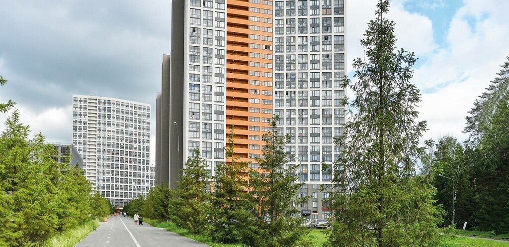 квартира г Екатеринбург р-н мкр Светлый Ботаническая Уктус 9 фото 3