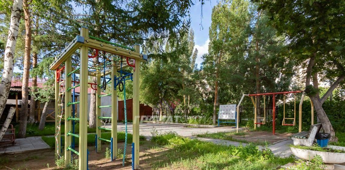 квартира г Омск р-н Центральный ул Таубе 10 фото 30
