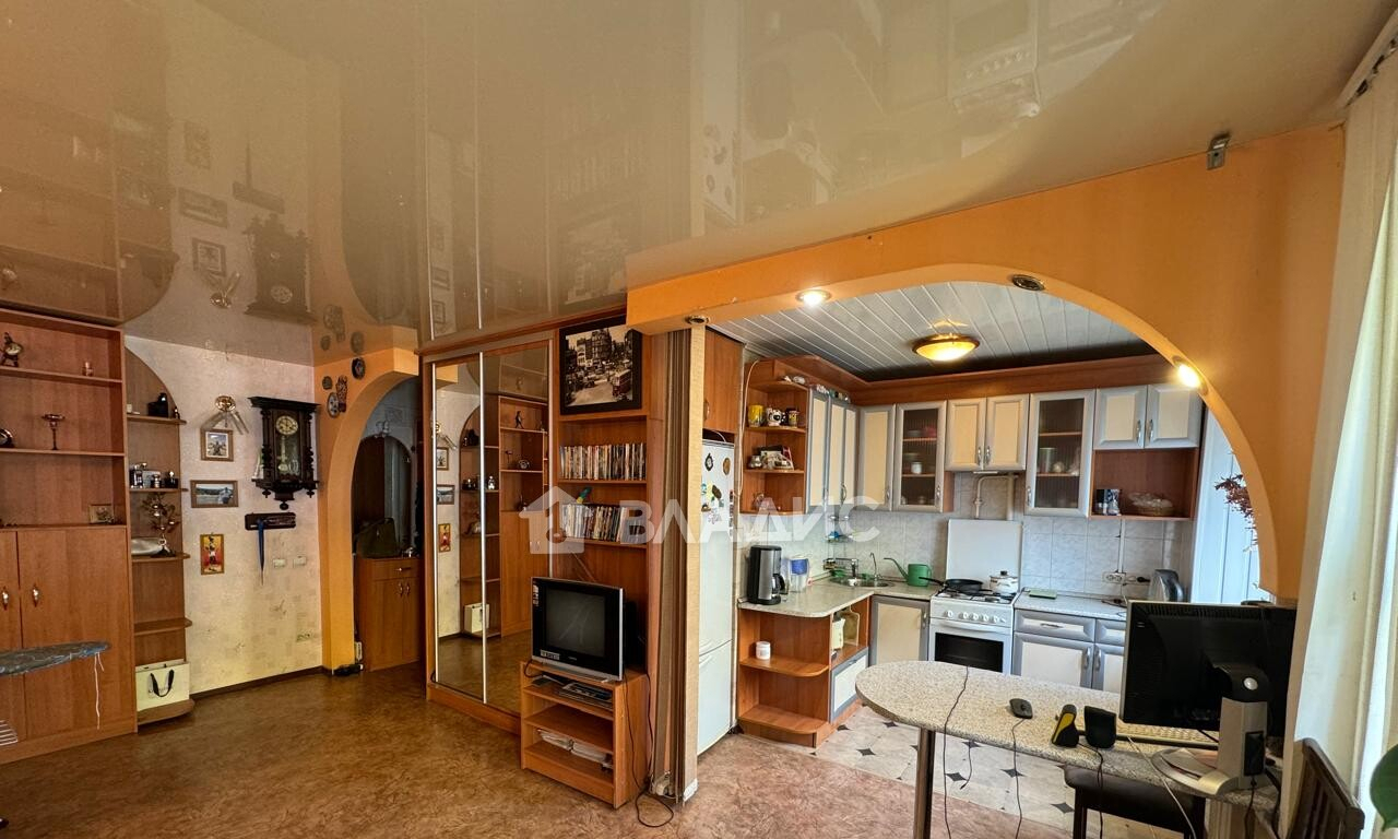 квартира г Брянск Красноармейская улица, 67 фото 1