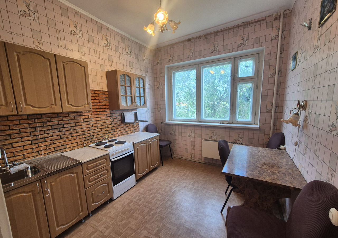 квартира г Тольятти р-н Автозаводский пр-кт Степана Разина 90 фото 1