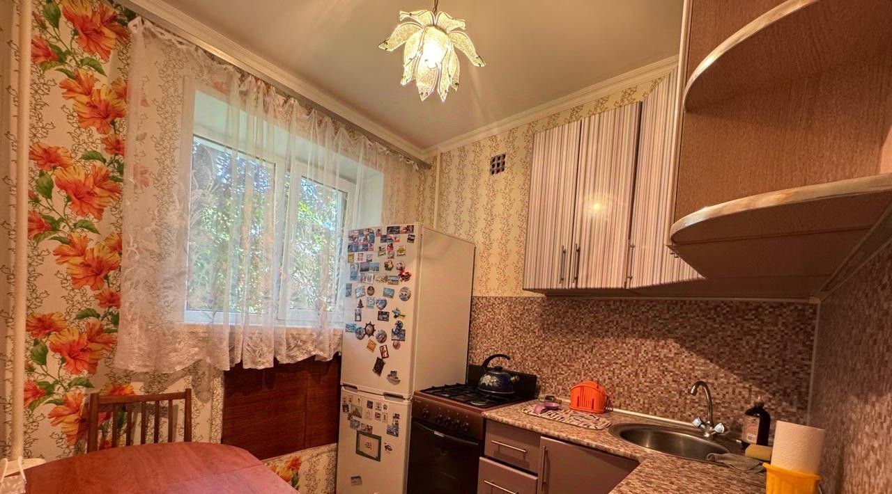 квартира г Курск р-н Центральный ул Карла Маркса 66к/8 фото 2
