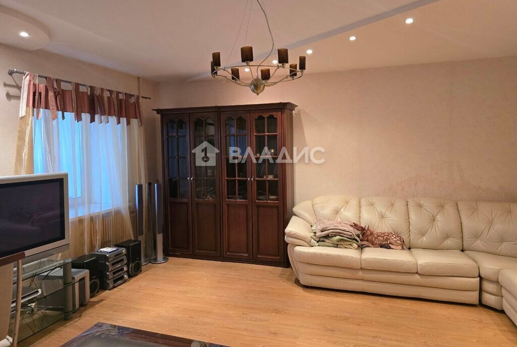 квартира г Белгород ул Октябрьская 57а фото 4