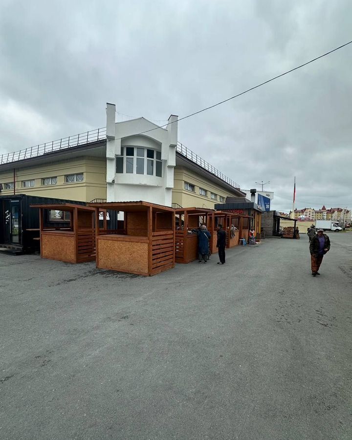 торговое помещение г Салехард ул Чубынина 34 фото 2