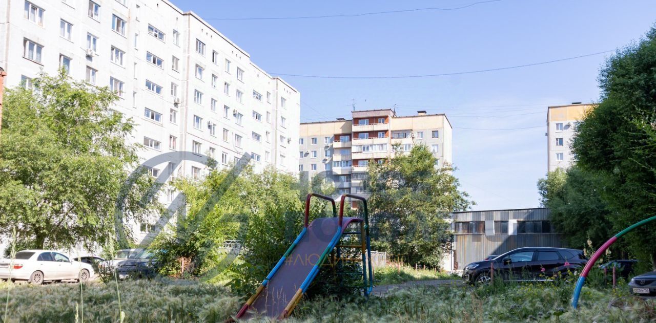 квартира г Омск р-н Октябрьский ул Масленникова 181 фото 25