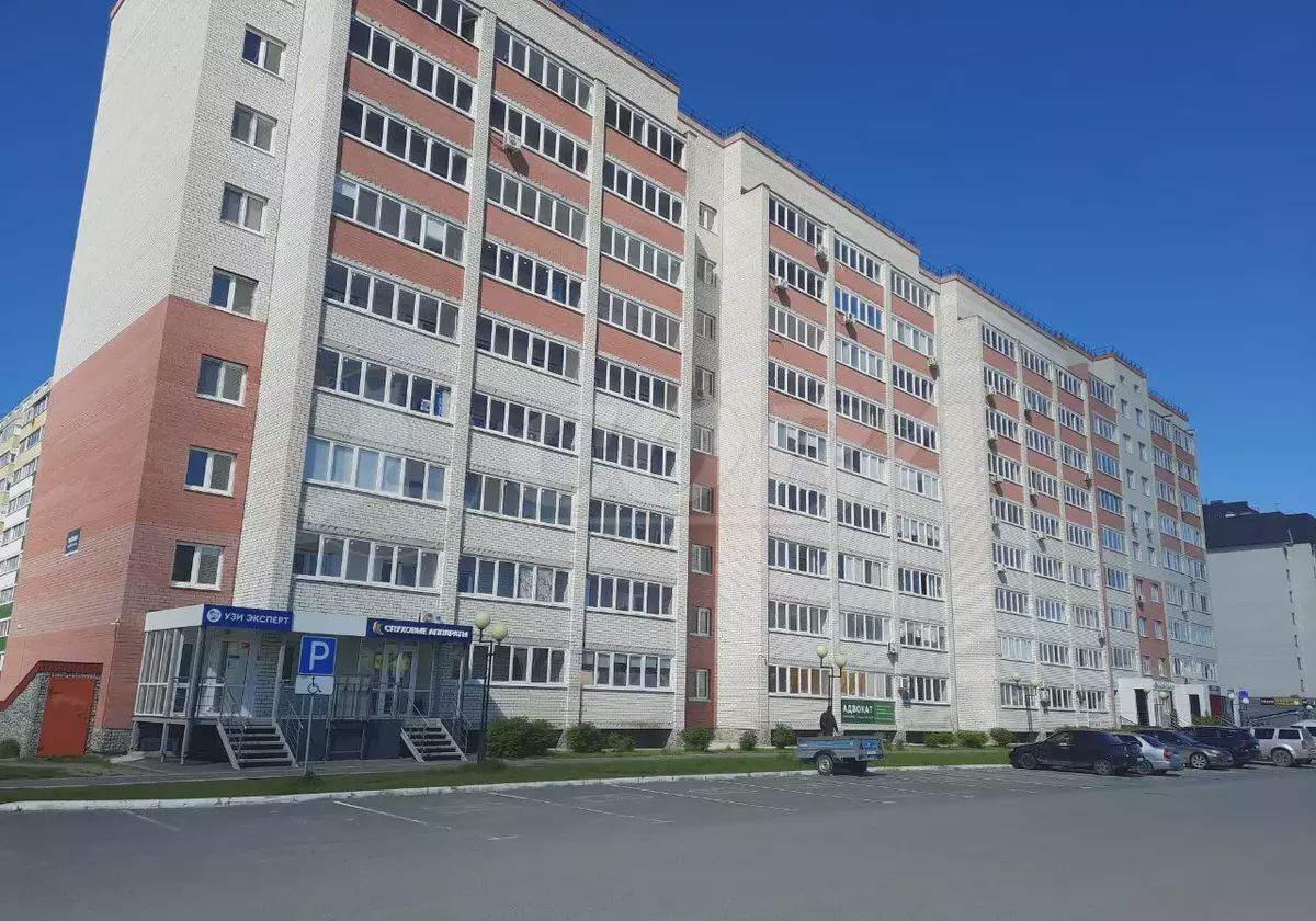 квартира г Тобольск 7-й мкр-н, 39Б фото 1