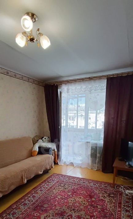 квартира г Прокопьевск р-н Рудничный ул Обручева 22 фото 2