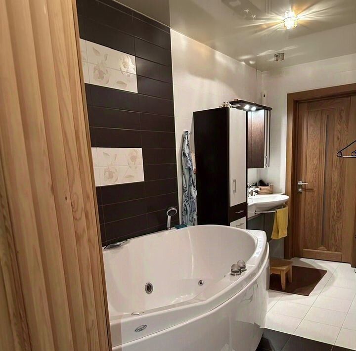 квартира г Красноярск р-н Октябрьский ул Гусарова 15 фото 6
