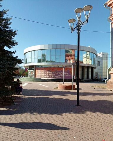 торговое помещение пл Свободы 3 Энгельсский р-н, муниципальное образование фото