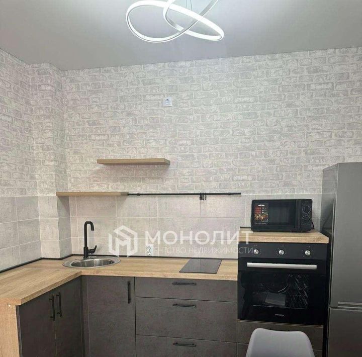 квартира г Старый Оскол микрорайон Космос 11А фото 1