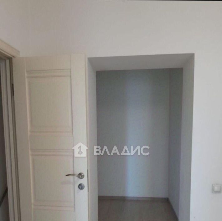 квартира г Белгород Западный ул Щорса 45д фото 2