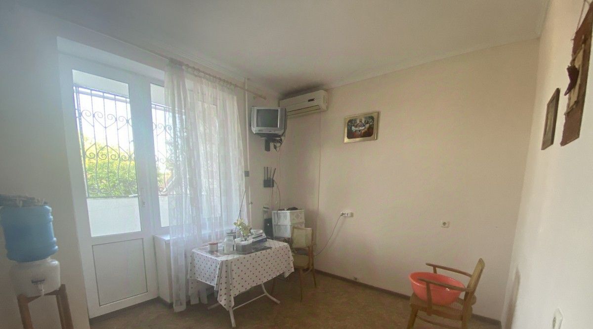 дом г Евпатория пгт Заозерное ул Чкалова 72 фото 21