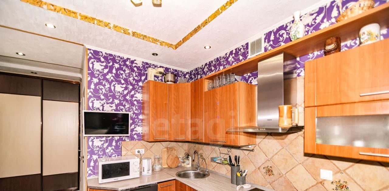 квартира г Сургут 9-10-й микрорайон ул Гагарина 32 фото 3