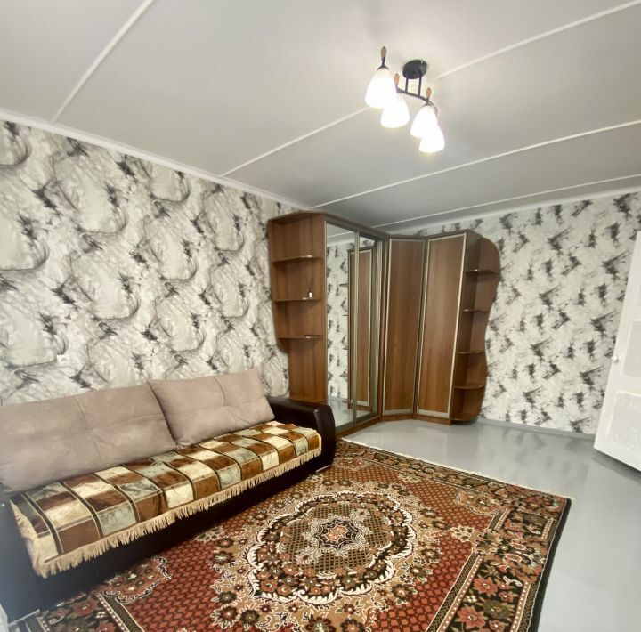 квартира г Саратов р-н Ленинский ул Лунная 2/6 фото 1