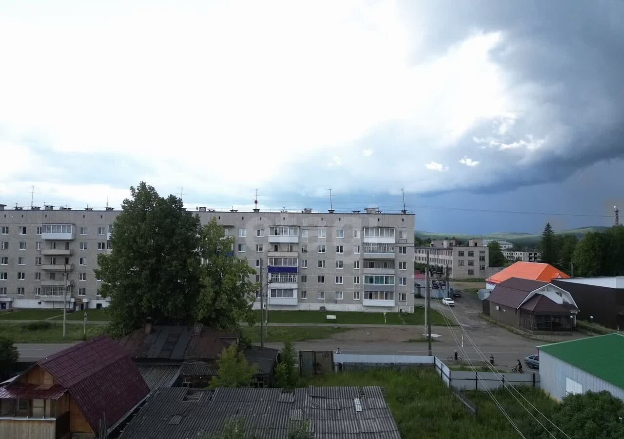 дом г Нижняя Тура п Ис ул Ленина Нижнетуринский муниципальный округ фото 2
