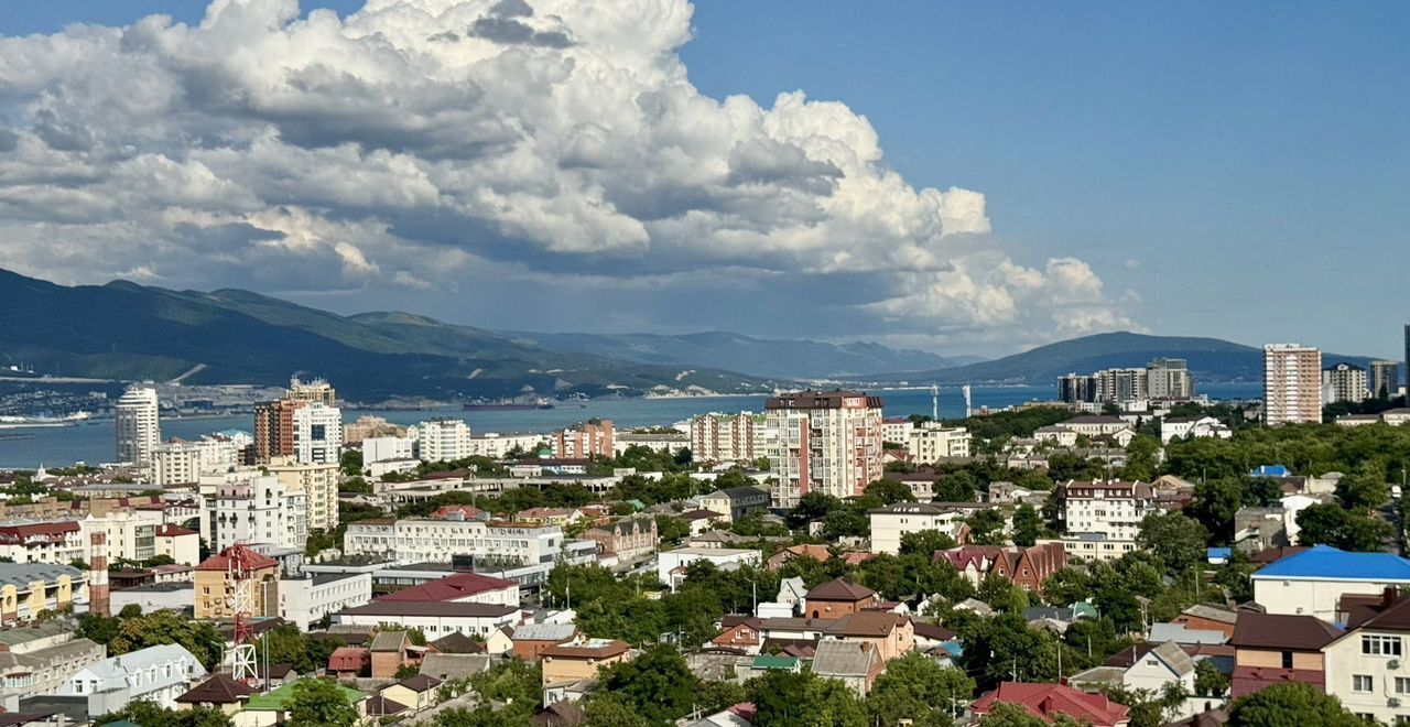 квартира г Новороссийск р-н Центральный ул Чайковского 10а фото 1
