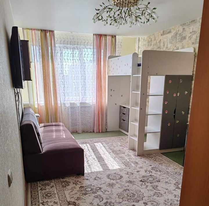 квартира г Новый Уренгой мкр Советский 9/3 фото 3