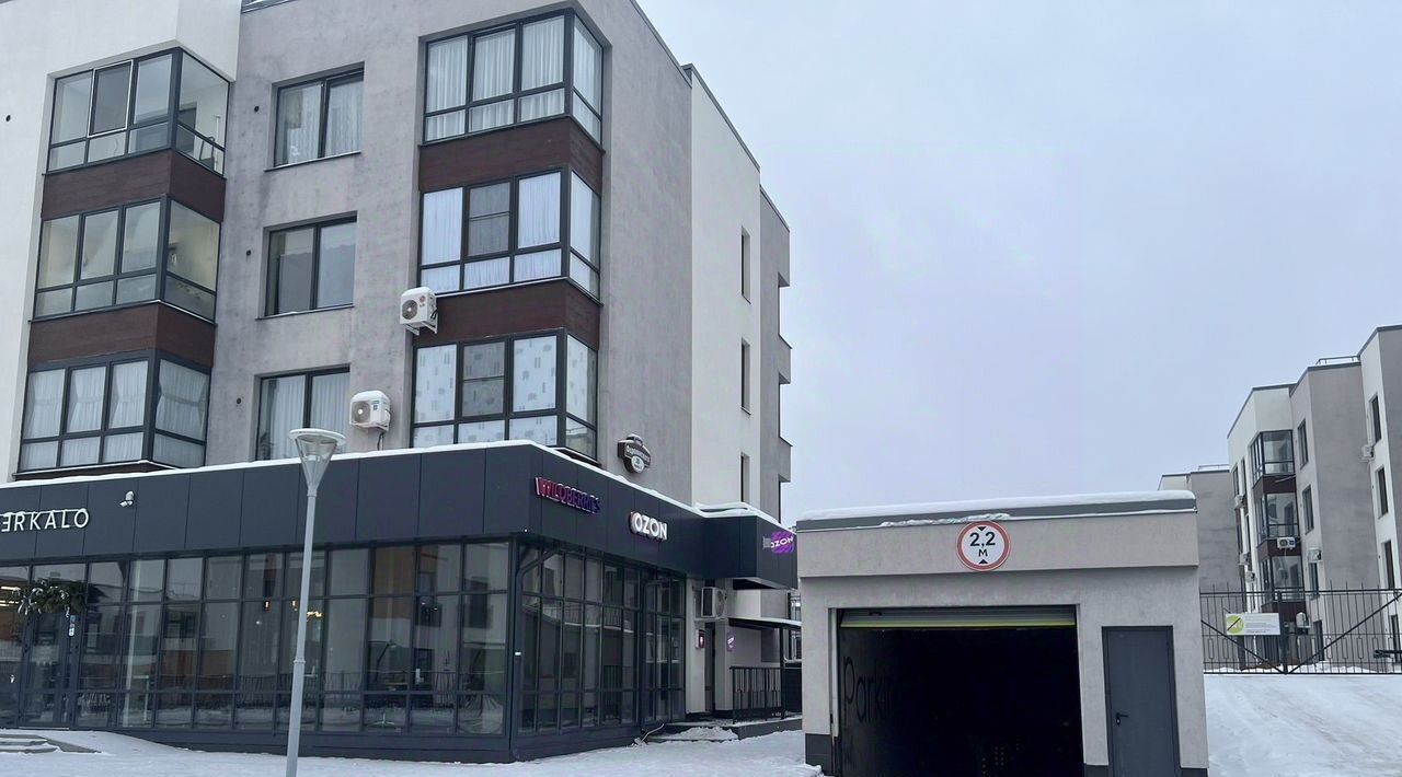 квартира г Тюмень р-н Восточный ул Федюнинского 30к/2 фото 2