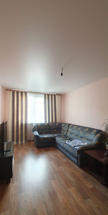 квартира г Череповец р-н Зашекснинский пр-кт Октябрьский 82к/2 фото 1