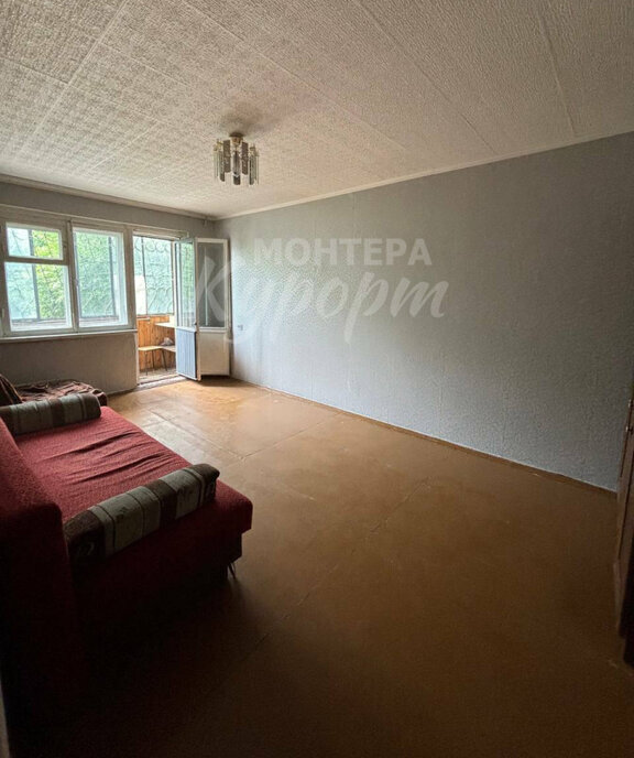 квартира г Магнитогорск ул Суворова 136/3 фото 2