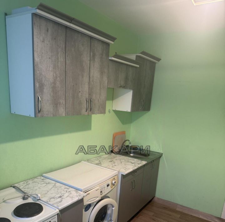 квартира г Красноярск р-н Свердловский ул Анатолия Гладкова 18 фото 2