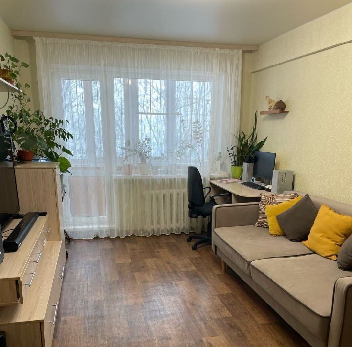 квартира г Ульяновск р-н Засвияжский ул Аблукова 15 фото 2
