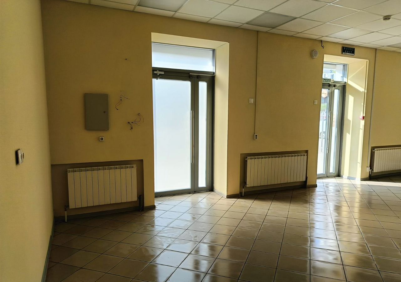 торговое помещение г Уфа р-н Советский пр-кт Салавата Юлаева 34 фото 4