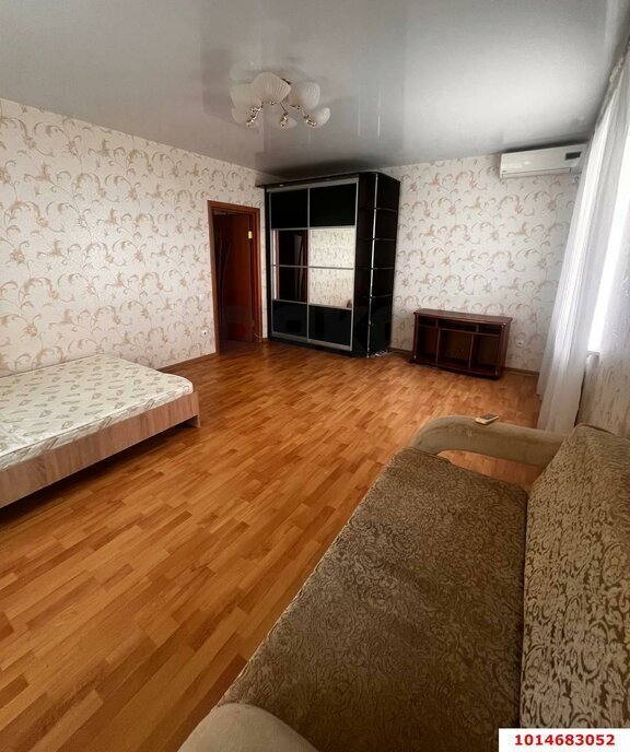 квартира г Краснодар ул 1-го Мая 288 фото 3