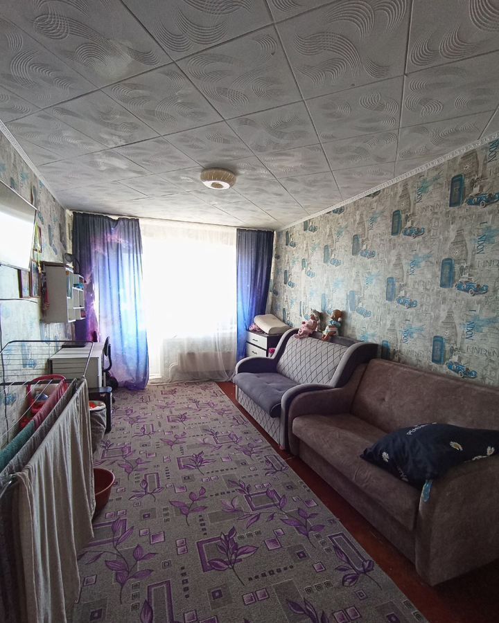 квартира г Шарыпово городской пос. Дубинино, ул. Дружбы, 5 фото 2