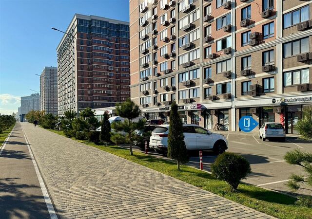торговое помещение р-н Прикубанский дом 57к/3 фото