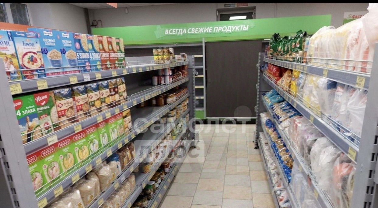 торговое помещение г Курск р-н Центральный ул Школьная 48а фото 1