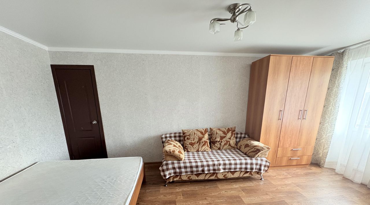 квартира г Брянск р-н Бежицкий ул 22 съезда КПСС 8 фото 4