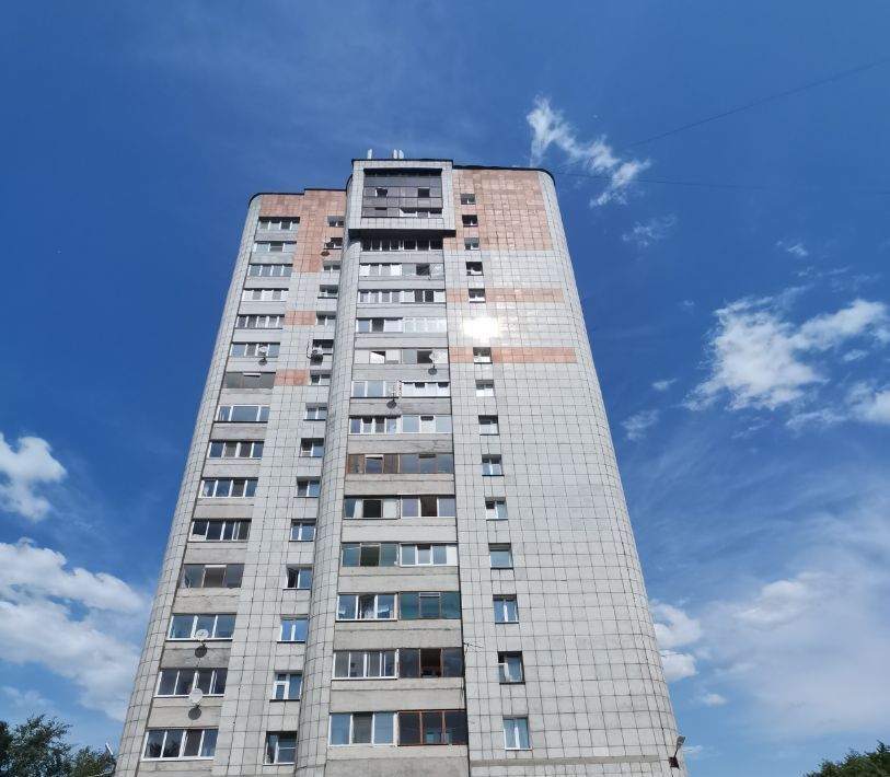 квартира г Пермь р-н Кировский ул Нижне-Курьинская 4 фото 1