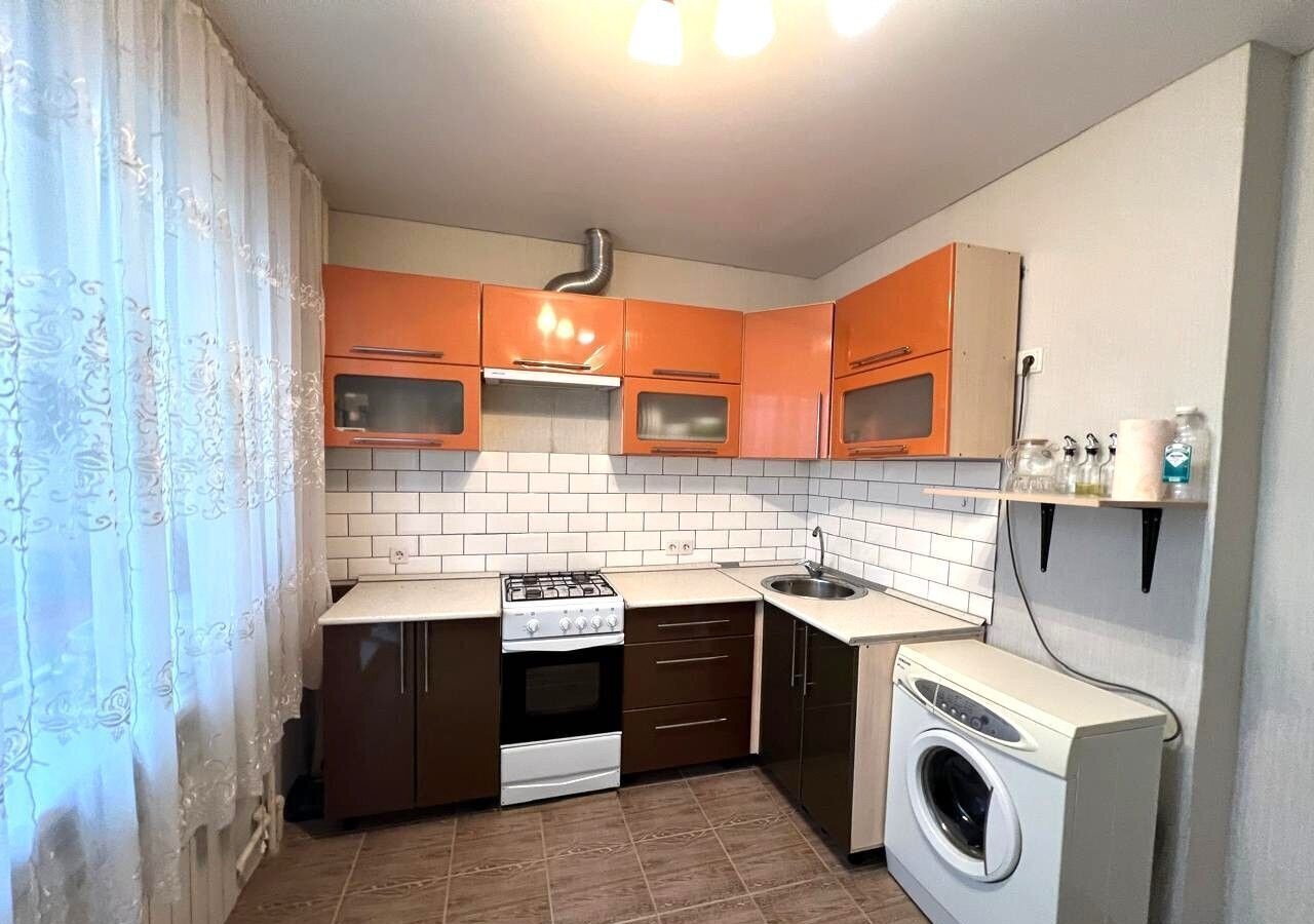 квартира г Саратов р-н Волжский ул им Исаева Н.В. 24 фото 4
