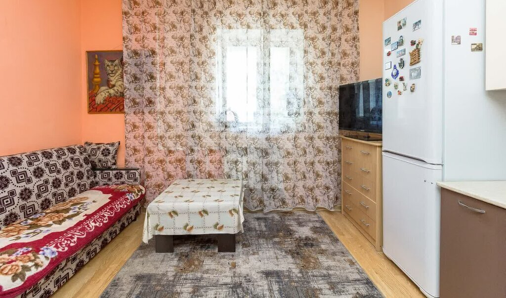 квартира г Тюмень ул Бабарынка 67 фото 3
