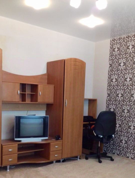 квартира г Барнаул р-н Индустриальный ул Балтийская 10 фото 2