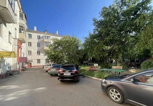 квартира р-н Кировский ул Мичурина 33 фото