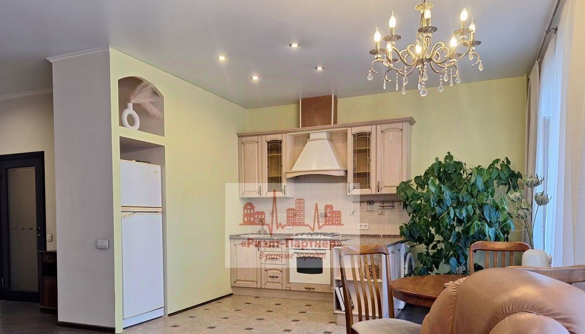 квартира г Саратов р-н Фрунзенский ул Рабочая 143 фото 4