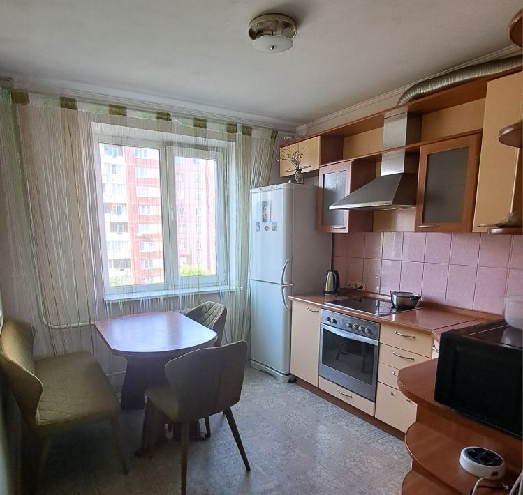 квартира г Красноярск р-н Советский ул Взлетная 2 фото 1