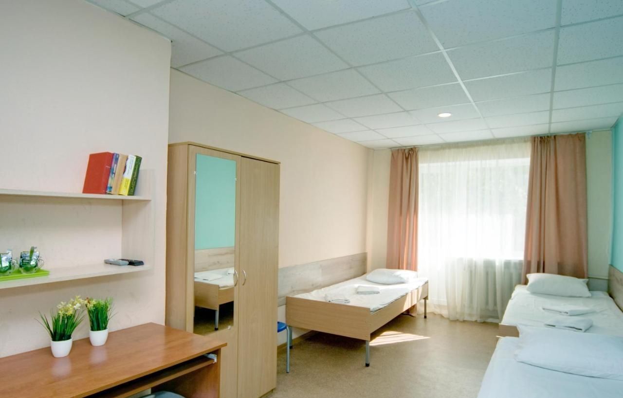 комната г Екатеринбург Академический ул Краснолесья 151 фото 2