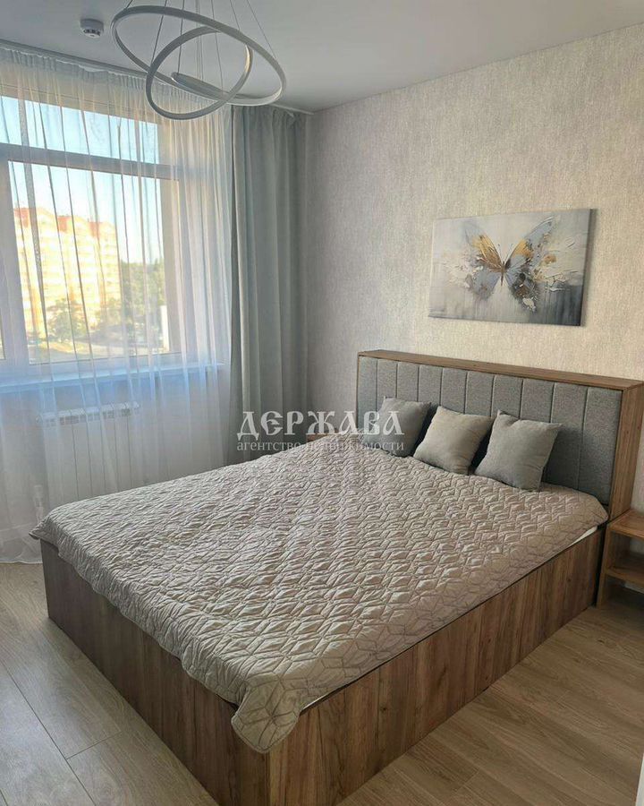 квартира г Старый Оскол мкр-н Космос, 11А фото 1