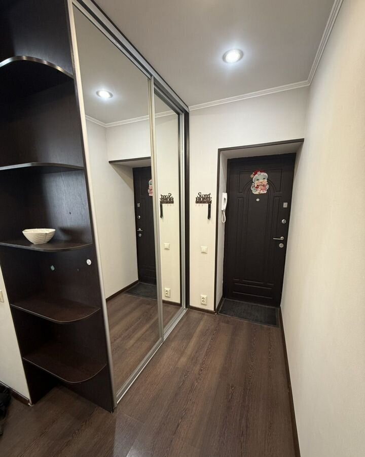 квартира г Астрахань р-н Советский ул. Набережная реки Царева, 87к 6 фото 3