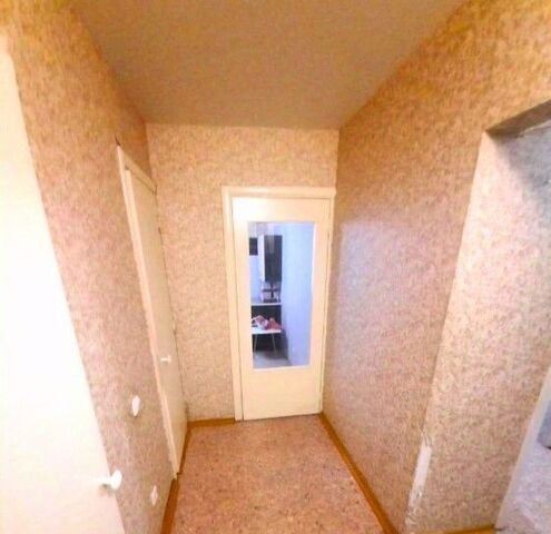 комната р-н Калининский дом 6а фото