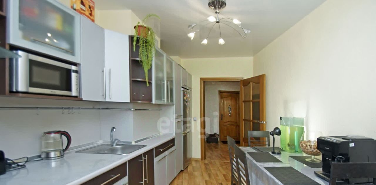 квартира г Омск р-н Центральный ул Омская 77/2 фото 1