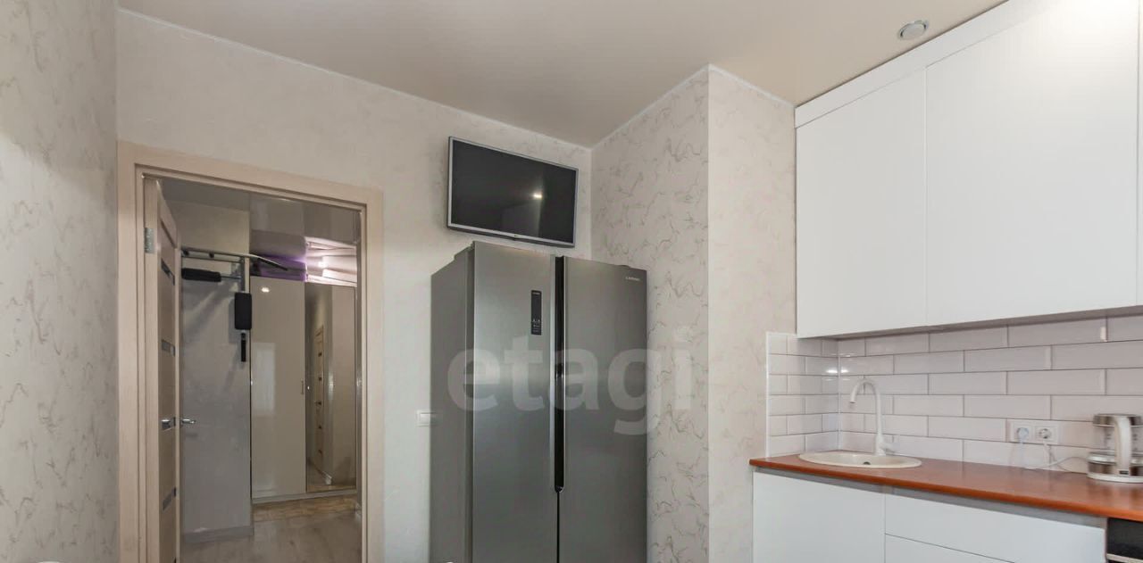 квартира г Омск р-н Советский пр-кт Королева 3к/3 фото 5