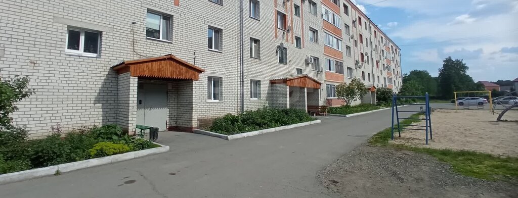 квартира г Заводоуковск ул Заводская 1 фото 1