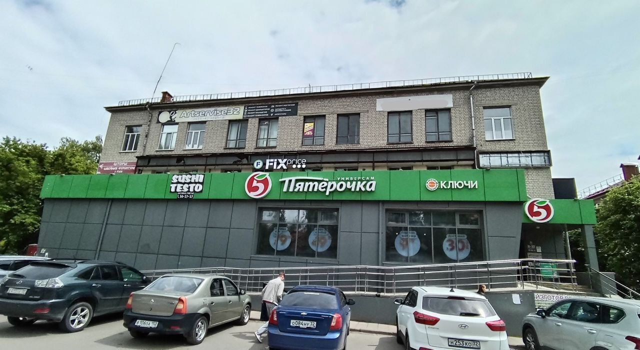 торговое помещение г Брянск рп Радица-Крыловка Бежицкий район ул Литейная 52 фото 1