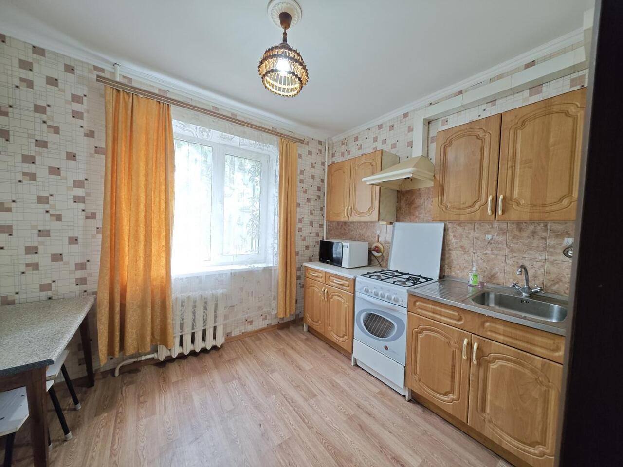 квартира г Орск Ulitsa Bratskaya, 48Б, Orsk, Orenburgskaya oblast, Russia, 462432 фото 3