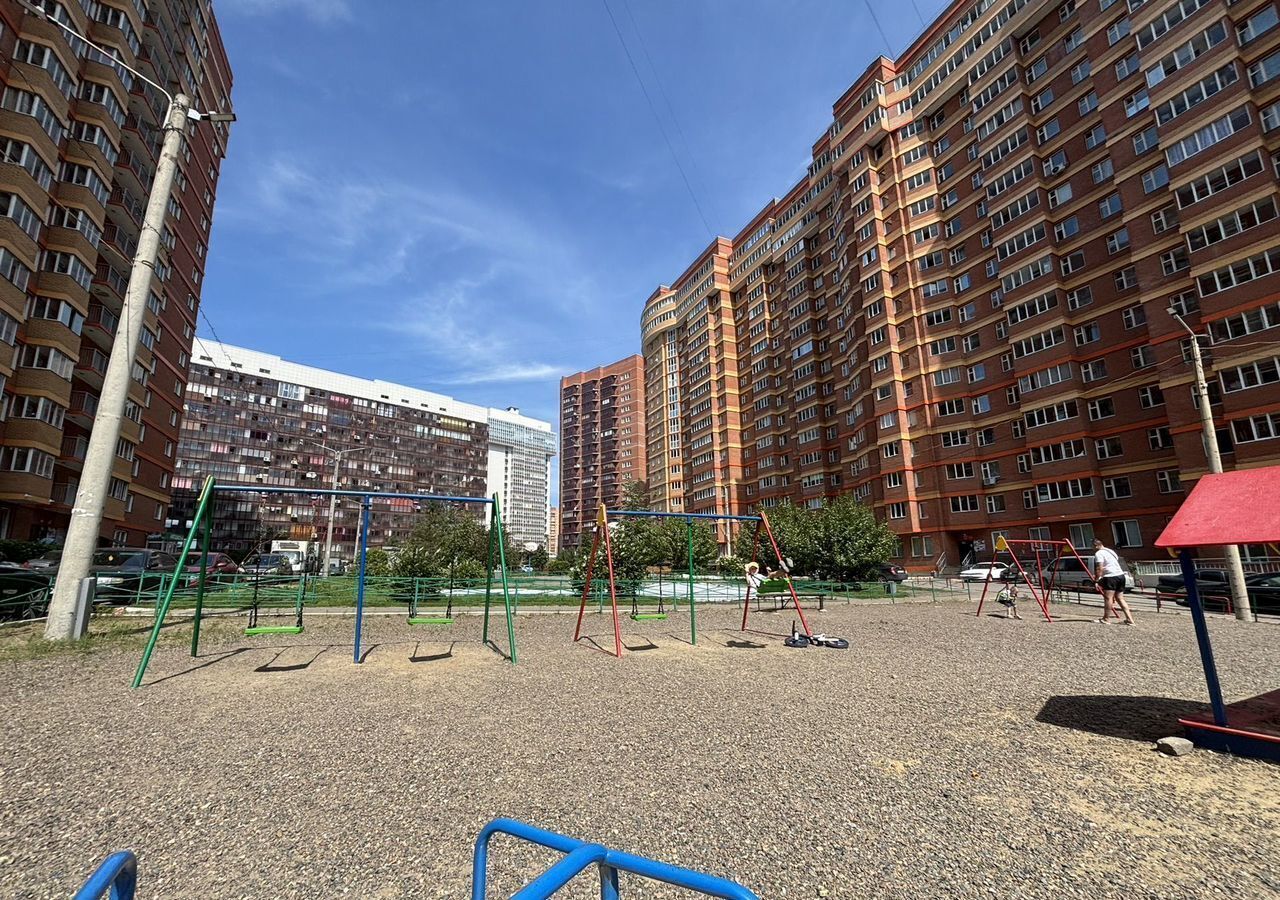 квартира г Красноярск р-н Советский ул Соколовская 80а фото 28